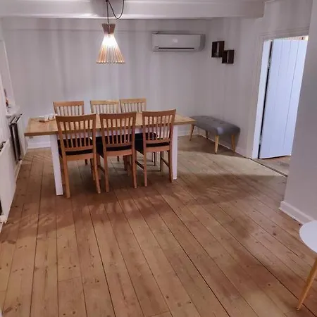 Hus I Naturskonne Omgivelser Apartament